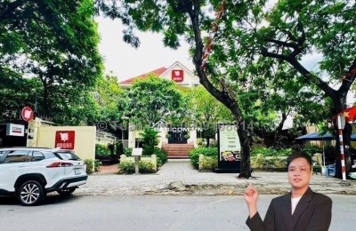 Bán Siêu Phẩm VILLA mặt tiền Xuân Thủy, Thảo Điền, Q.2. DT: 897m2, Sổ Đỏ. Giá: 405 tỷ. LH: 0909108814